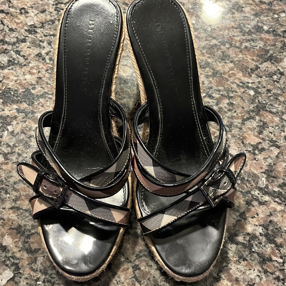 Burberry wedges size 39